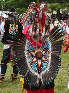 RA08_12_redcliff_powwow_P1070122M