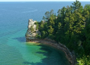 RA11_09_picturedrocksnationallakeshore_P1060791