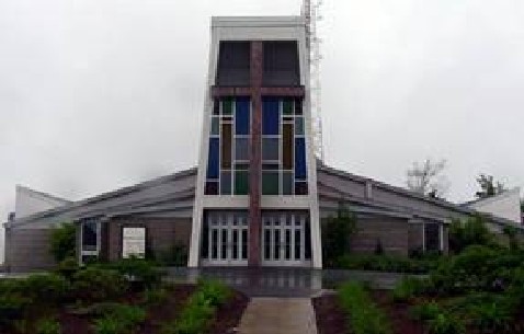 8202 eeglise.jpg