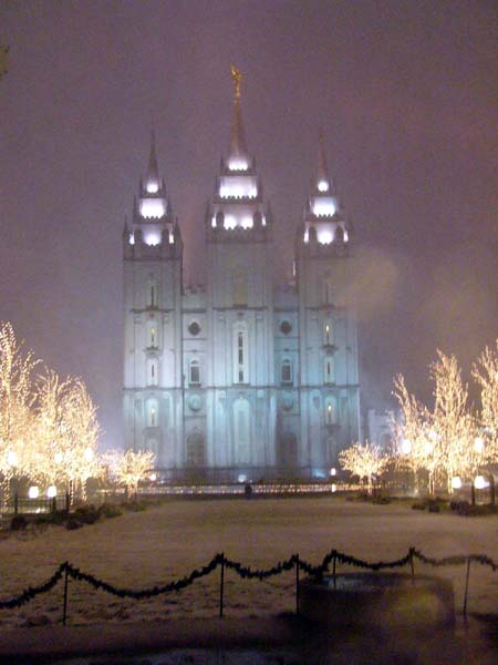 3305 temple sous la neige.jpg